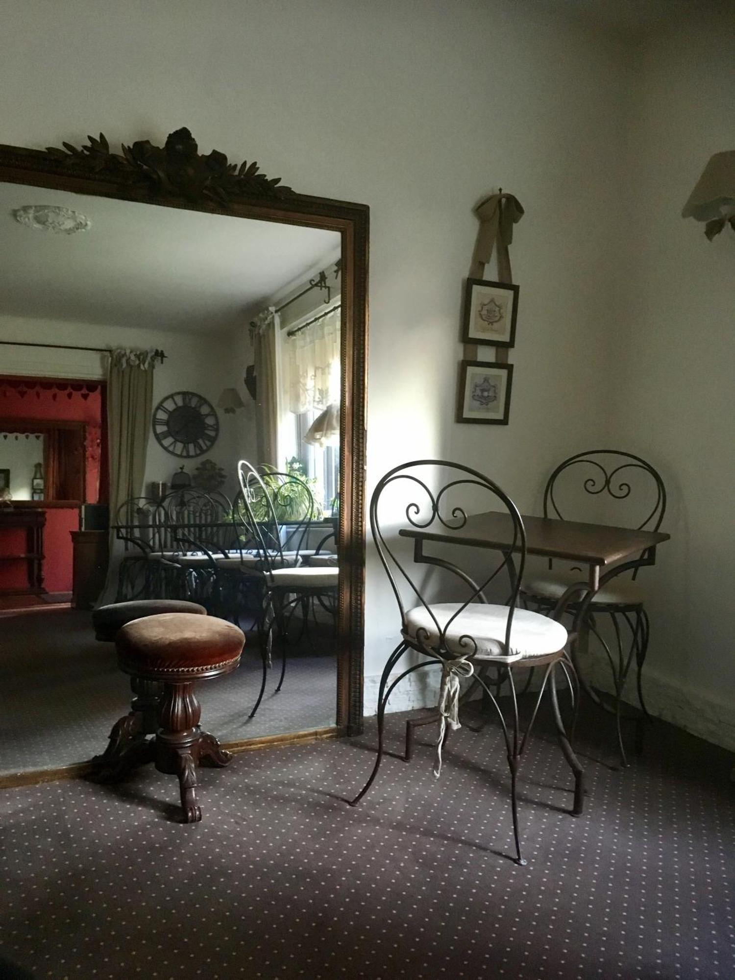 Hotel Boutique Saint-Louis ليزيو المظهر الخارجي الصورة