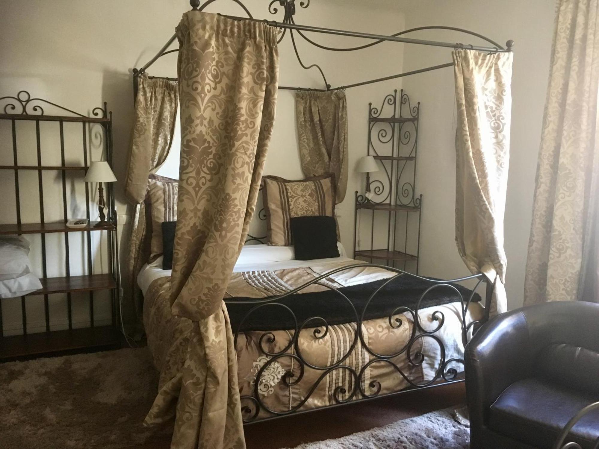 Hotel Boutique Saint-Louis ليزيو المظهر الخارجي الصورة