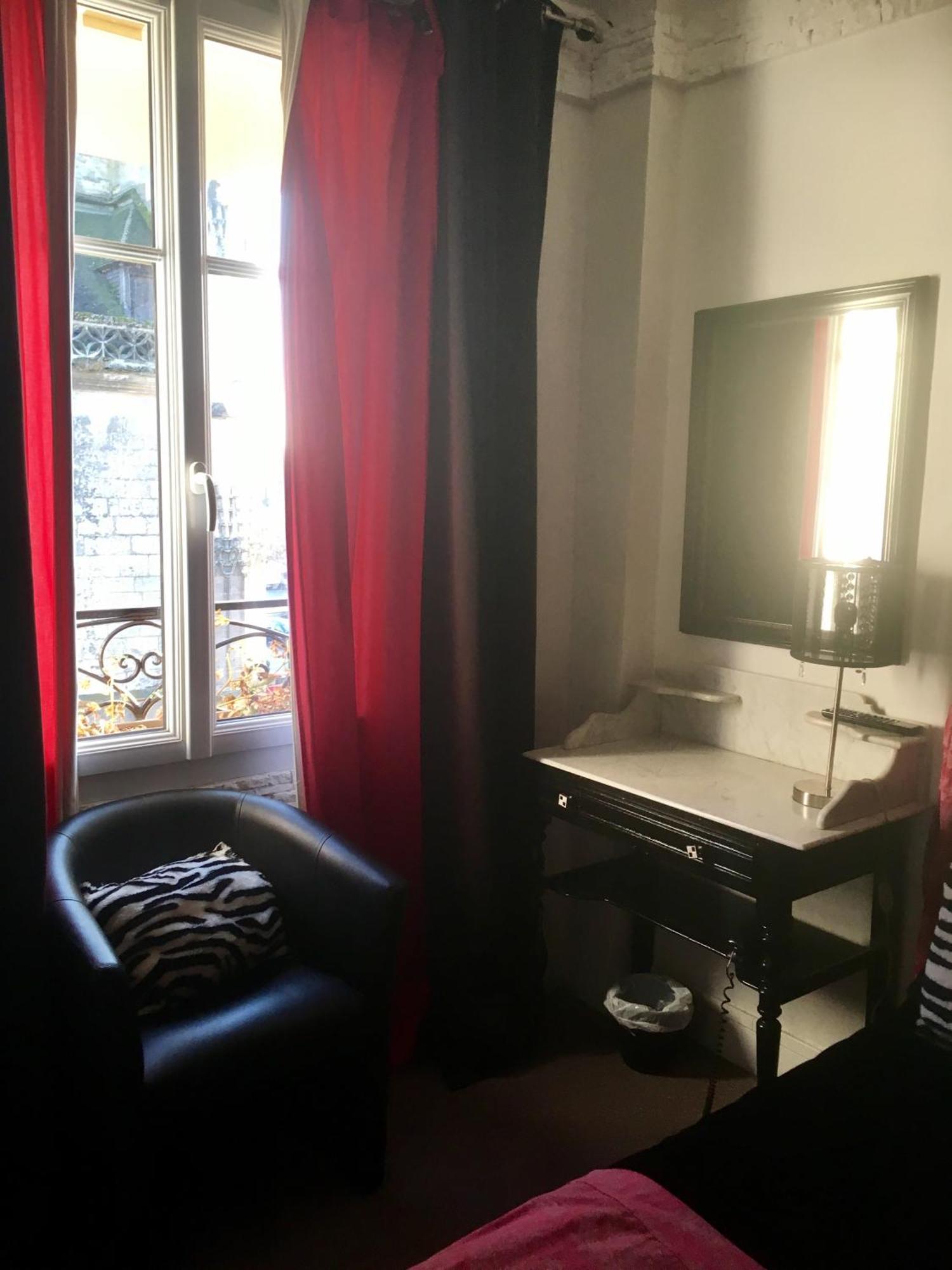 Hotel Boutique Saint-Louis ليزيو المظهر الخارجي الصورة